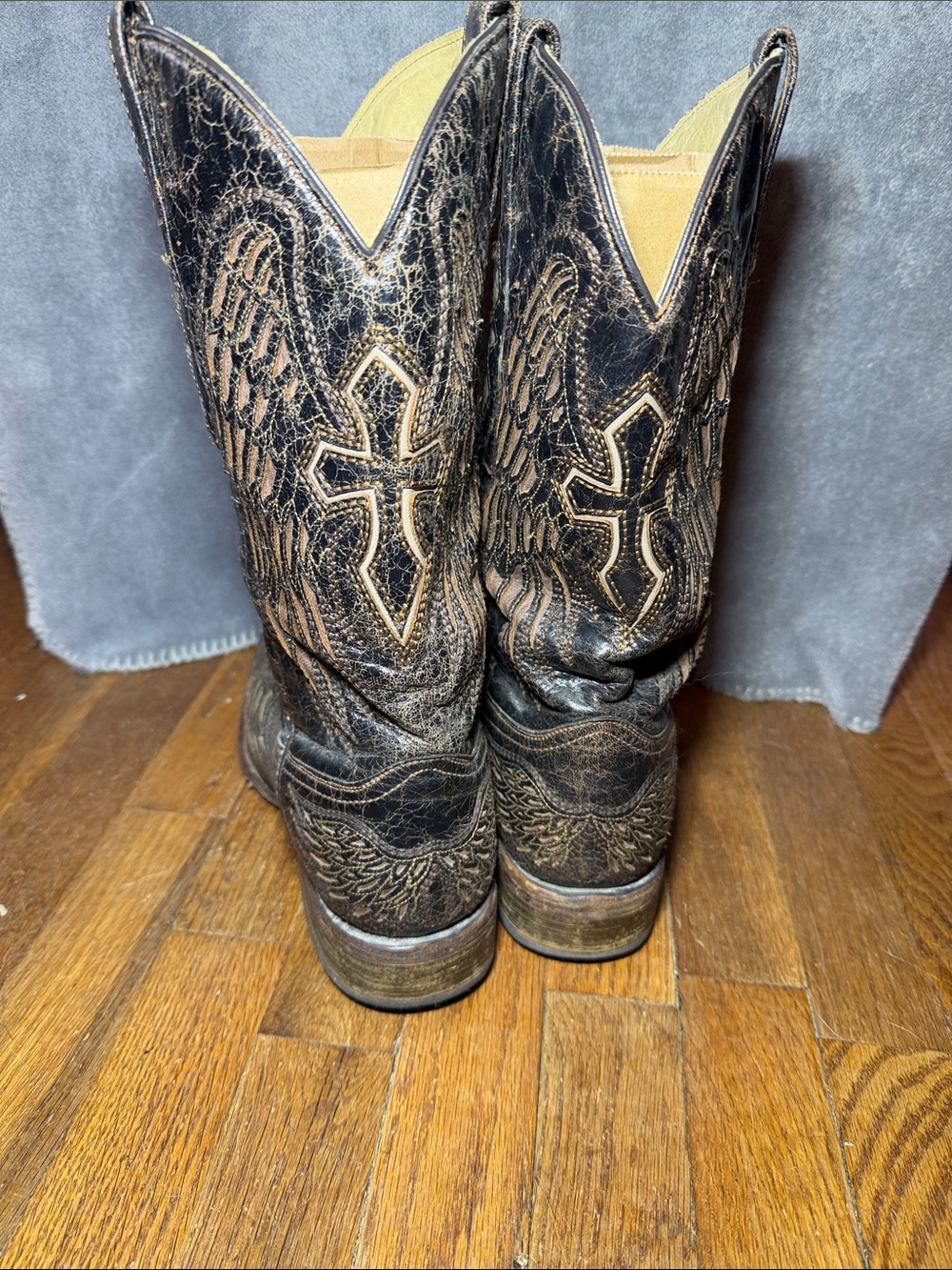 2 pair Men’s Corral Boots both 10 D - Picture 3 of 8